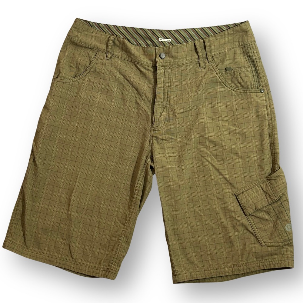 Lululemon Vintage Wet Dry Warm Men's Olive Green Plaid Cargo Shorts 38" Waist